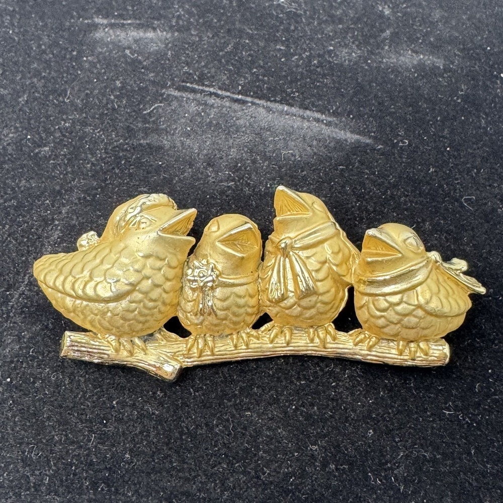 Vintage Gold Tone Four Birds on a Branch Brooch Pin Singing Bird Theme Fashion